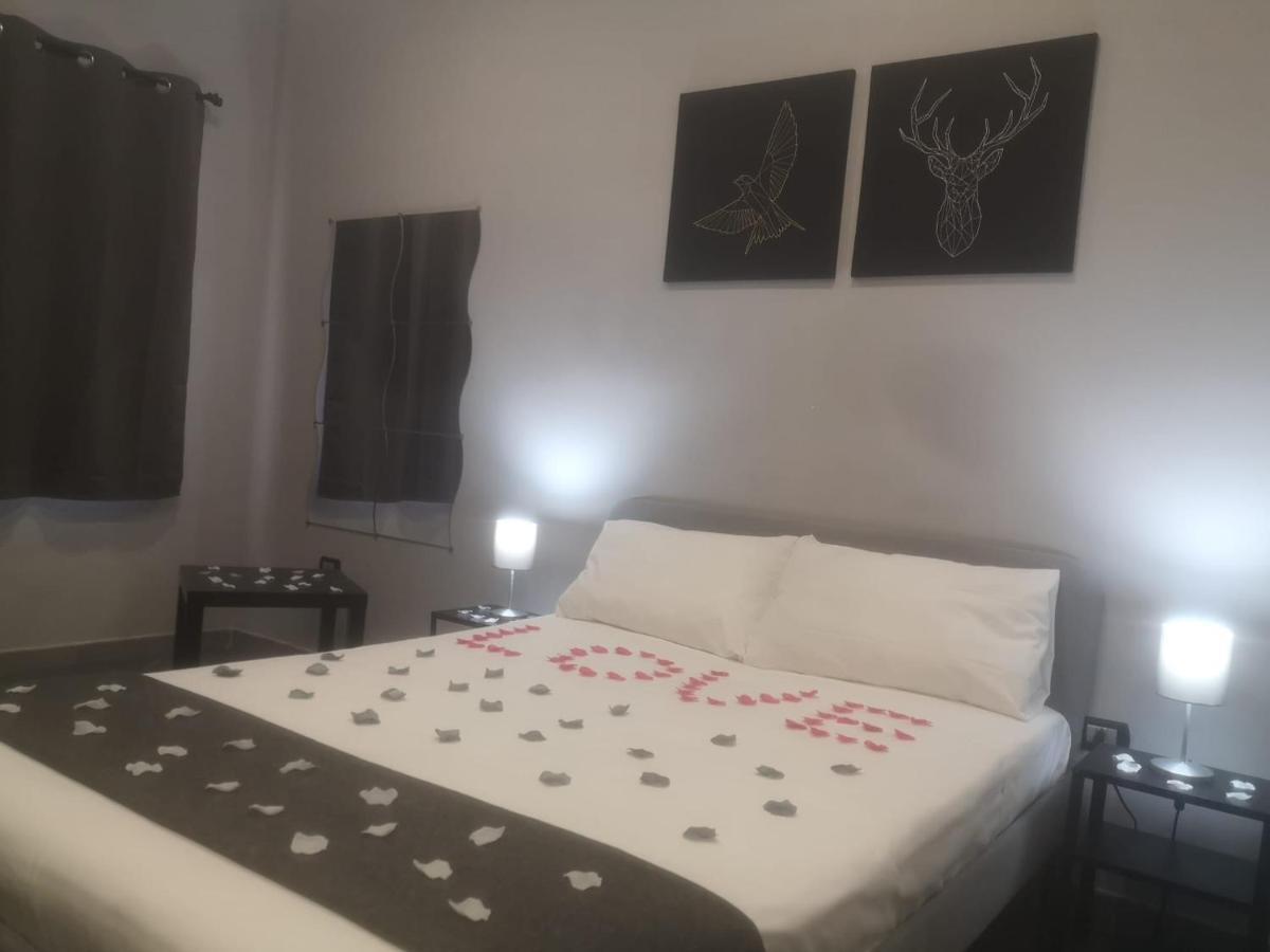 Living Bed And Breakfast คาโซริอา ภายนอก รูปภาพ