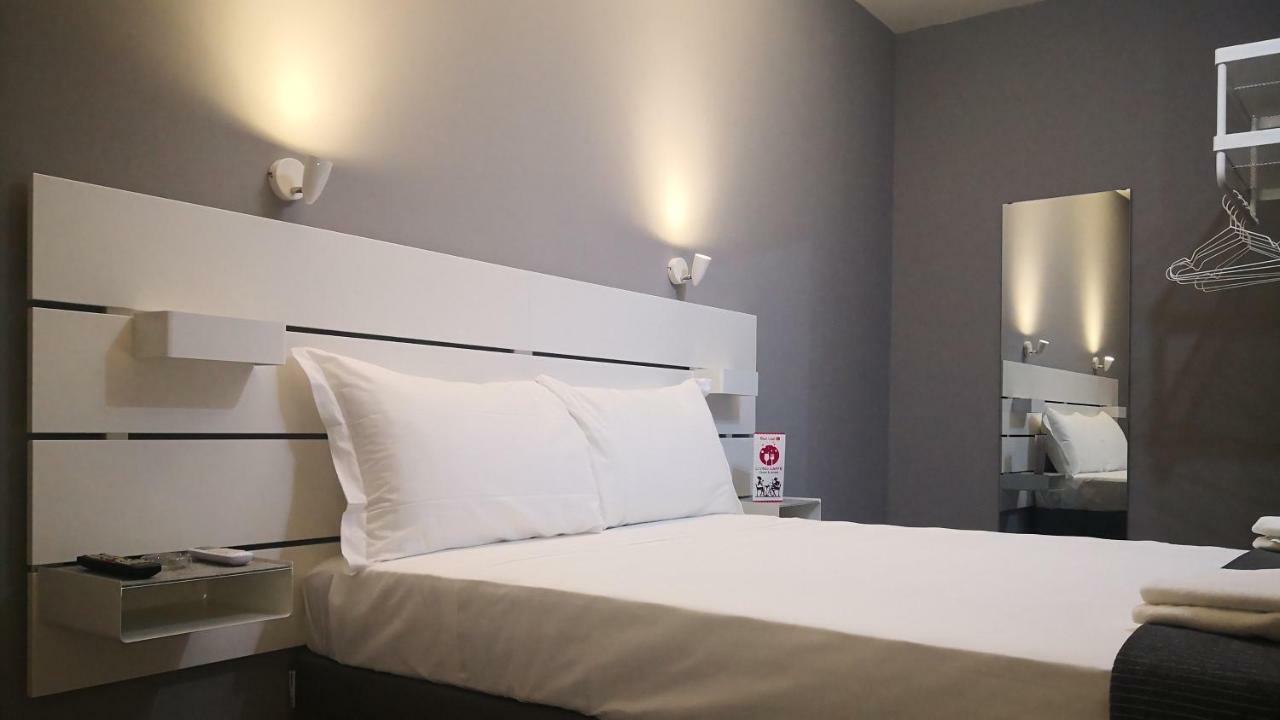 Living Bed And Breakfast คาโซริอา ภายนอก รูปภาพ