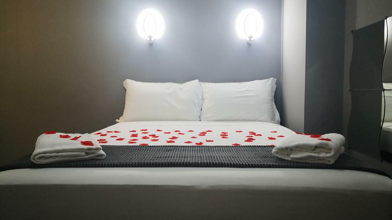 Living Bed And Breakfast คาโซริอา ภายนอก รูปภาพ