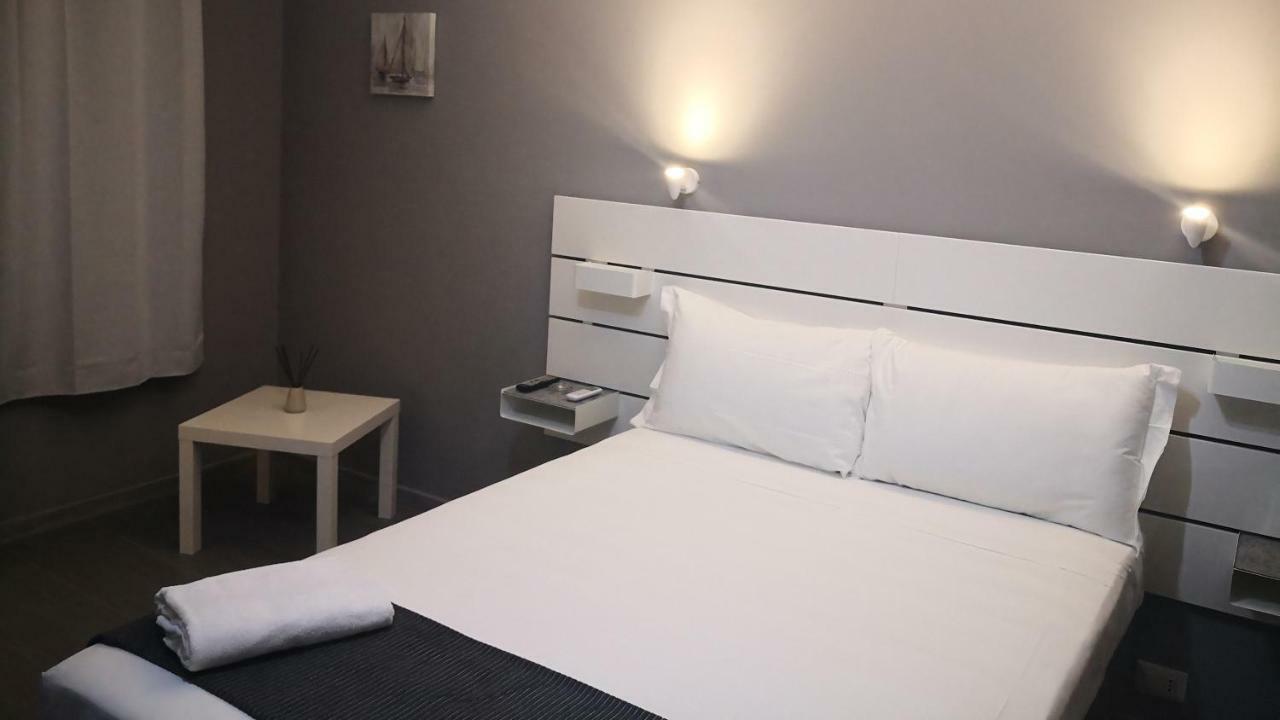 Living Bed And Breakfast คาโซริอา ภายนอก รูปภาพ